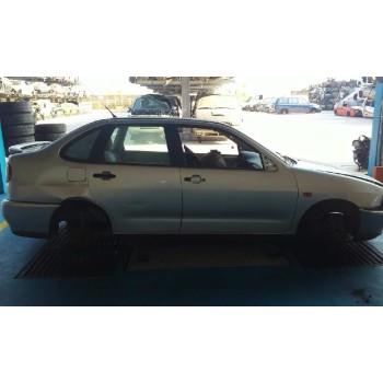 seat cordoba berlina (6k2) del año 1999