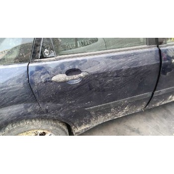 ford focus berlina (cak) del año 2000