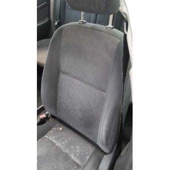 ford focus berlina (cak) del año 2000