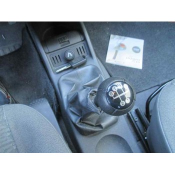 opel corsa c del año 2001