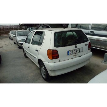 volkswagen polo berlina (6n1) del año 1997
