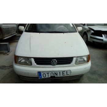 volkswagen polo berlina (6n1) del año 1997