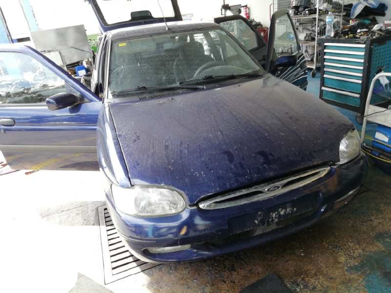 FORD ESCORT BERLINA