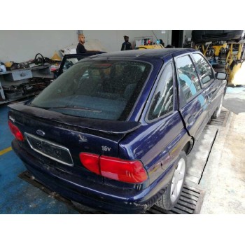 ford escort berlina del año 1998