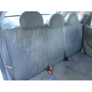 opel corsa c del año 2001