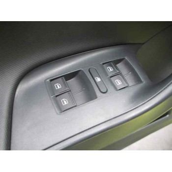 seat ibiza (6j5) del año 2010