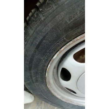 volkswagen polo berlina (6n1) del año 1997