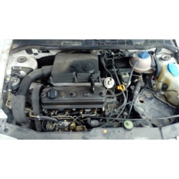 volkswagen polo berlina (6n1) del año 1997