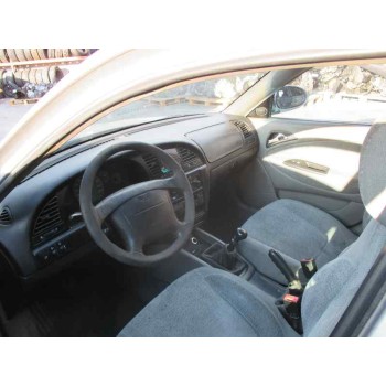 daewoo nubira berlina del año 1999