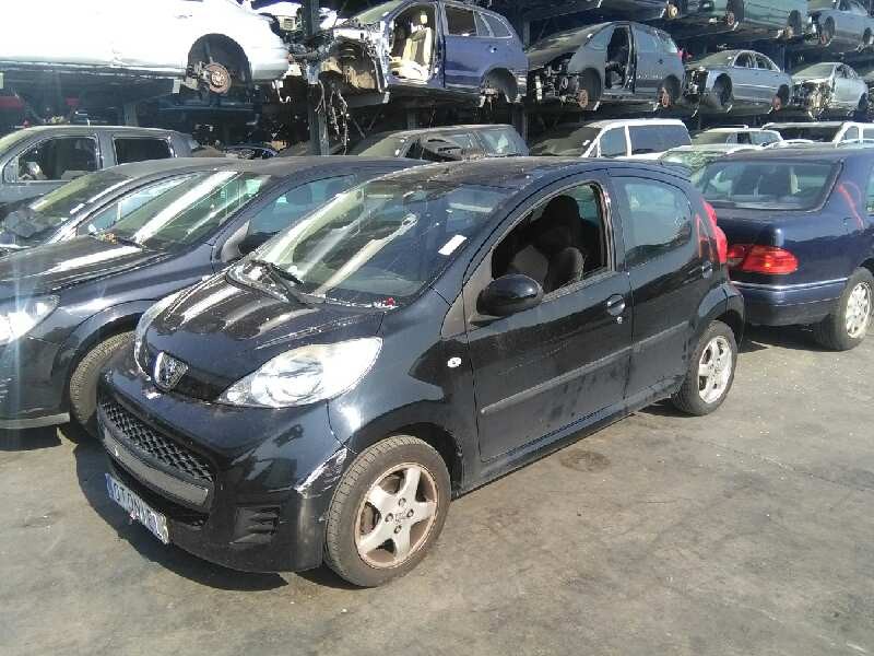 PEUGEOT 107
