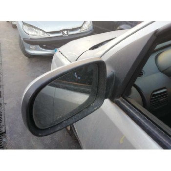 opel corsa c del año 2002