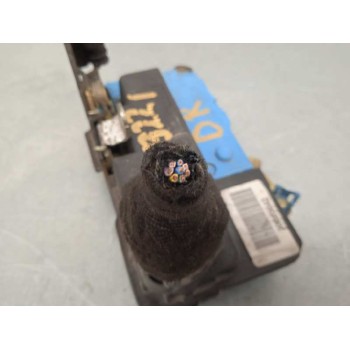 Recambio de cerradura puerta delantera derecha para volvo xc90 2.4 diesel cat referencia OEM IAM 30663042  8 CABLES