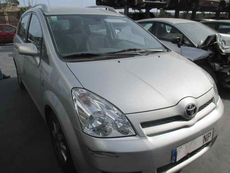TOYOTA COROLLA VERSO (R1)