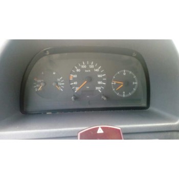 mercedes-benz vito (w638) caja cerrada del año 1998