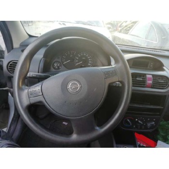 opel corsa c del año 2002