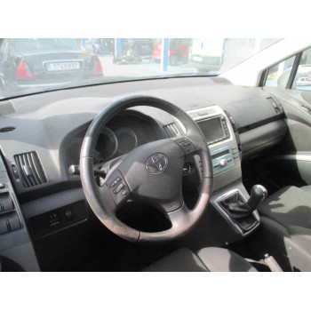 toyota corolla verso (r1) del año 2005