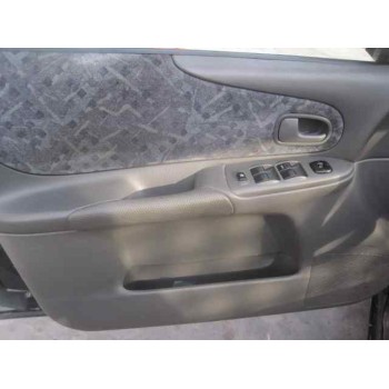 mazda 323 berlina f/s (bj) del año 1998