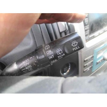 toyota corolla verso (r1) del año 2005