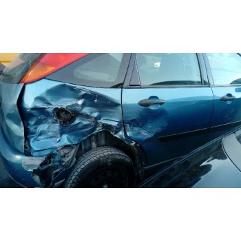 ford focus berlina (cak) del año 2000