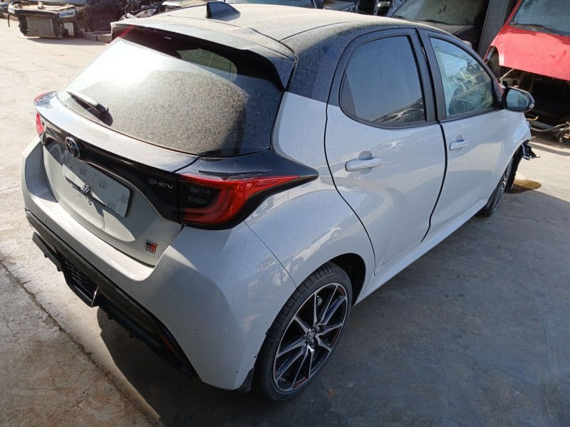 TOYOTA YARIS (_P21_, _PA1_, _PH1_)