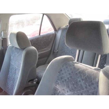 mazda 323 berlina f/s (bj) del año 1998