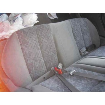 mazda 323 berlina f/s (bj) del año 1998