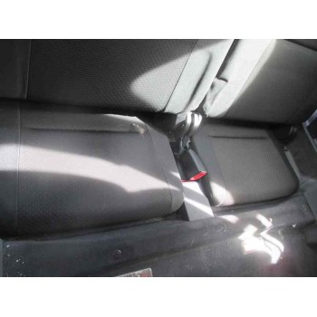 toyota corolla verso (r1) del año 2005