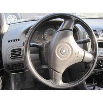 mazda 323 berlina f/s (bj) del año 1998