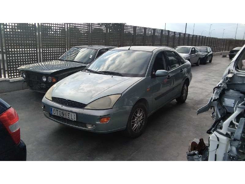 ford focus berlina (cak) del año 1999