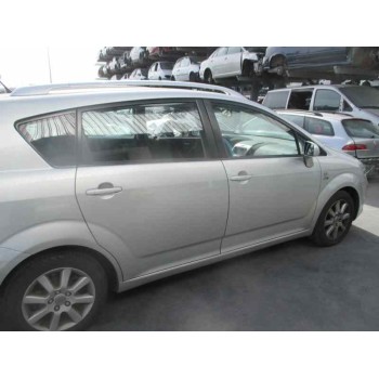 toyota corolla verso (r1) del año 2005