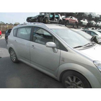 toyota corolla verso (r1) del año 2005