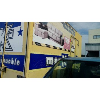 nissan cabstar del año 2000