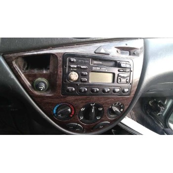 ford focus berlina (cak) del año 1999