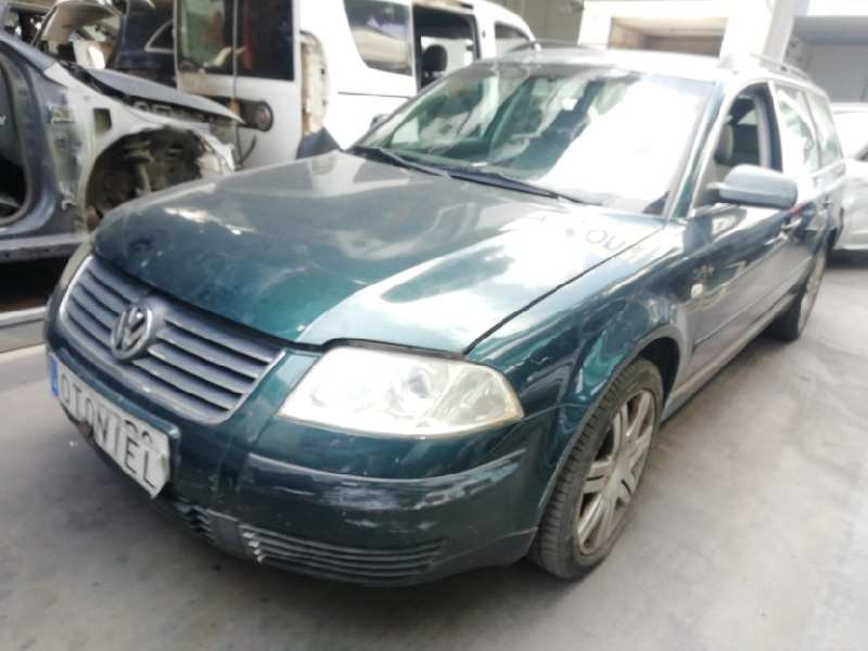 volkswagen passat variant (3b6) del año 2001