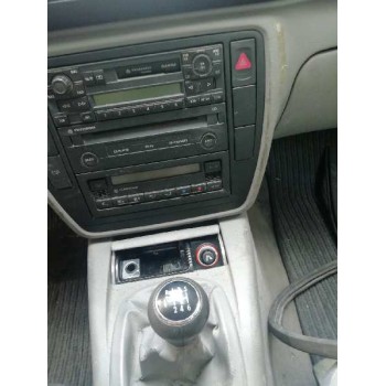 volkswagen passat variant (3b6) del año 2001