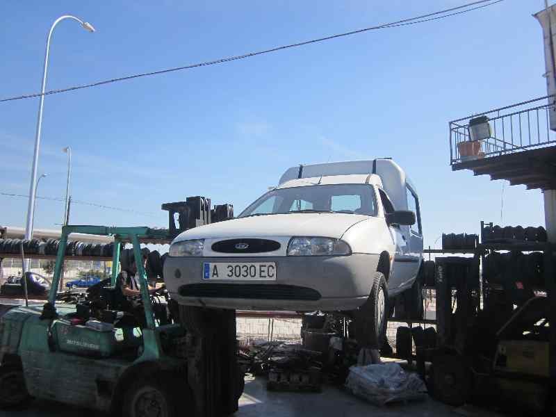 ford fiesta courier (dx) del año 1999