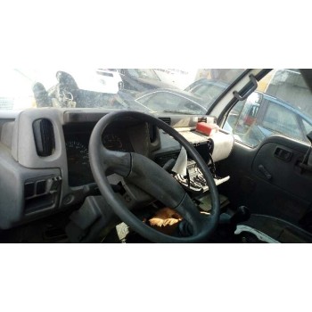 nissan cabstar del año 2000