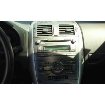 toyota auris del año 2009