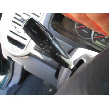 kia carnival ii del año 2002