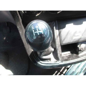 kia carnival ii del año 2002