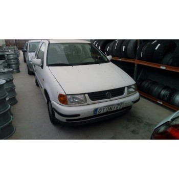 volkswagen polo berlina (6n1) del año 1997