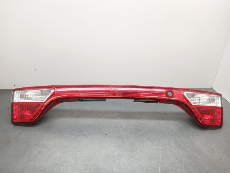 Recambio de piloto trasero central para seat toledo ii (1m2) 1.6 16v referencia OEM IAM 1M5945225D  