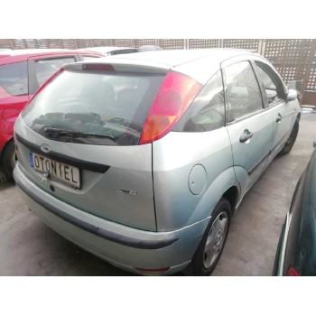 ford focus berlina (cak) del año 2003