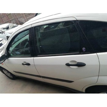 ford focus berlina (cak) del año 2001