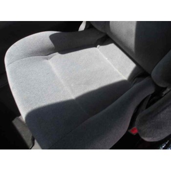 kia carnival ii del año 2002