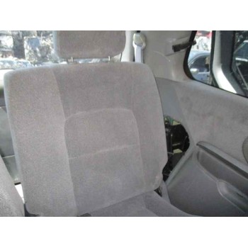 kia carnival ii del año 2002