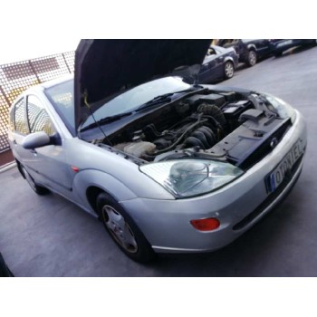 ford focus berlina (cak) del año 2000
