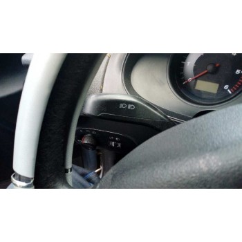 seat ibiza (6l1) del año 2002