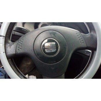 seat ibiza (6l1) del año 2002