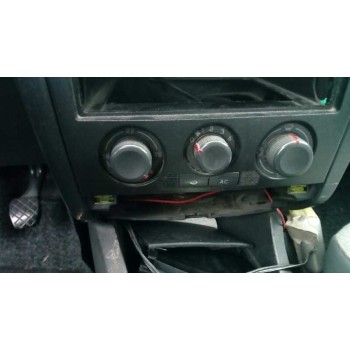 seat ibiza (6l1) del año 2002